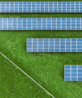 Champ de panneaux photovoltaîques